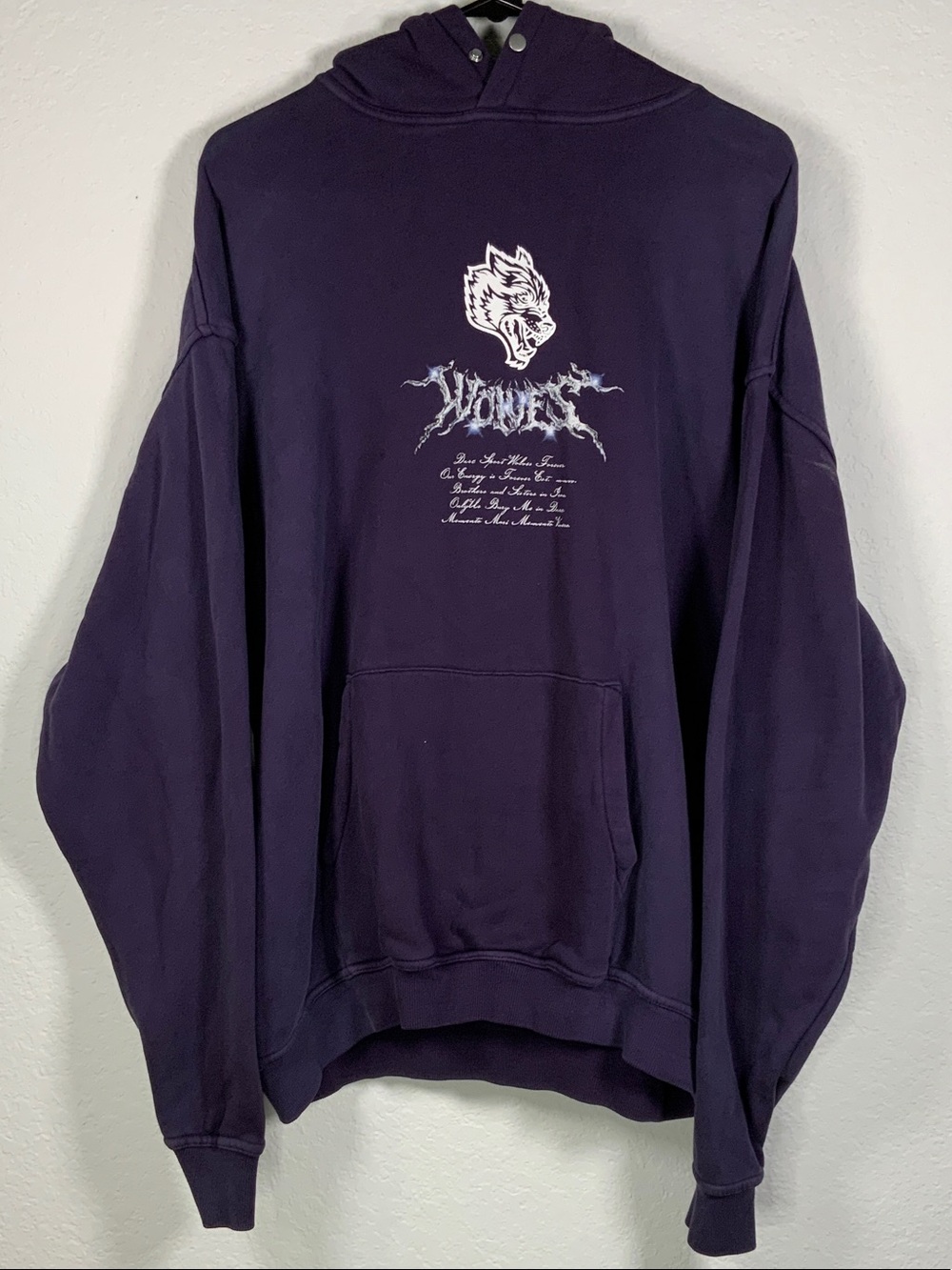 Darc Sport Wolves Purple Graphic Crewneck Sweater
